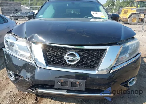 2014 Nissan Pathfinder Platinum z USA, uszkodzony, nr VIN 5N1AR2MM6EC608190